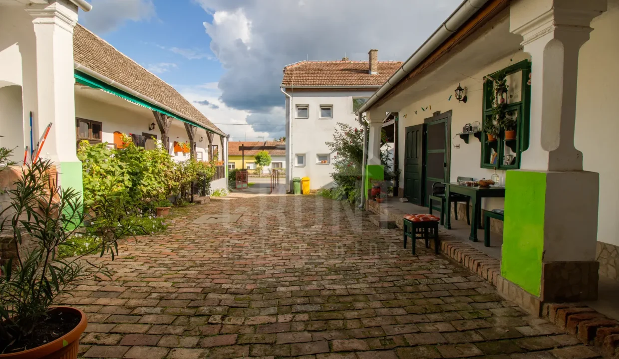 batch_Untitled_HDR-56