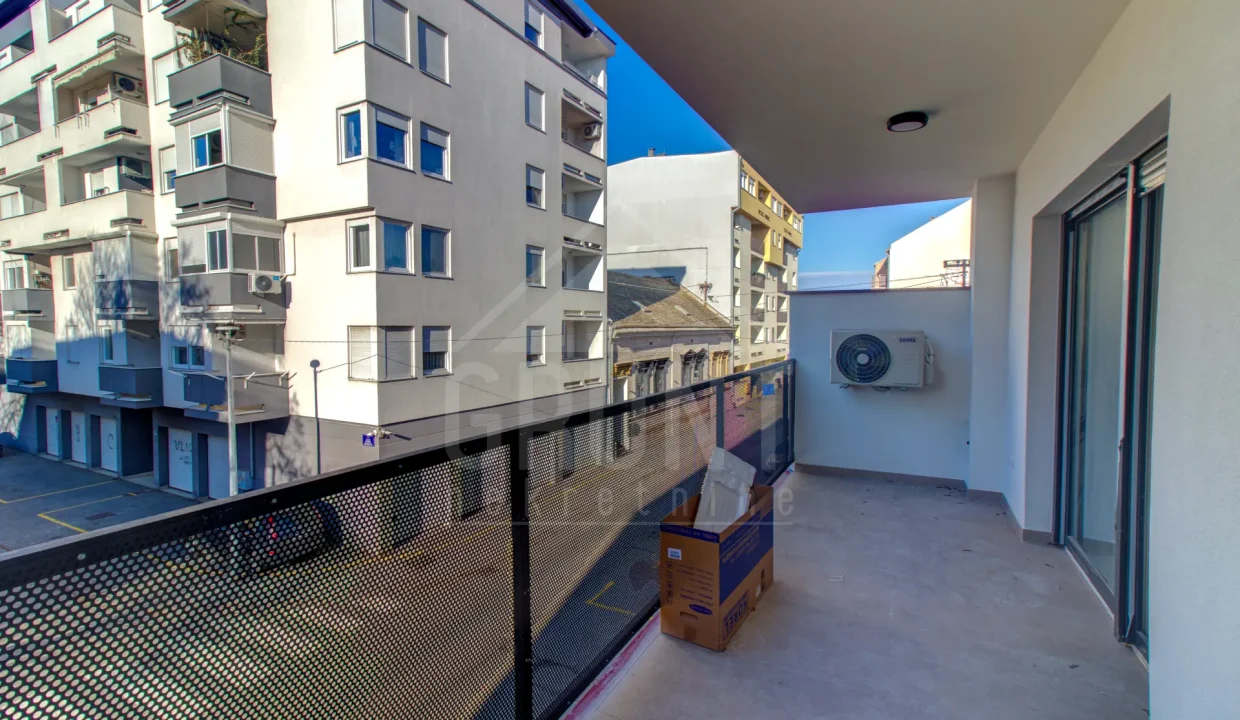 batch_IMG_5235_6_7_8_9