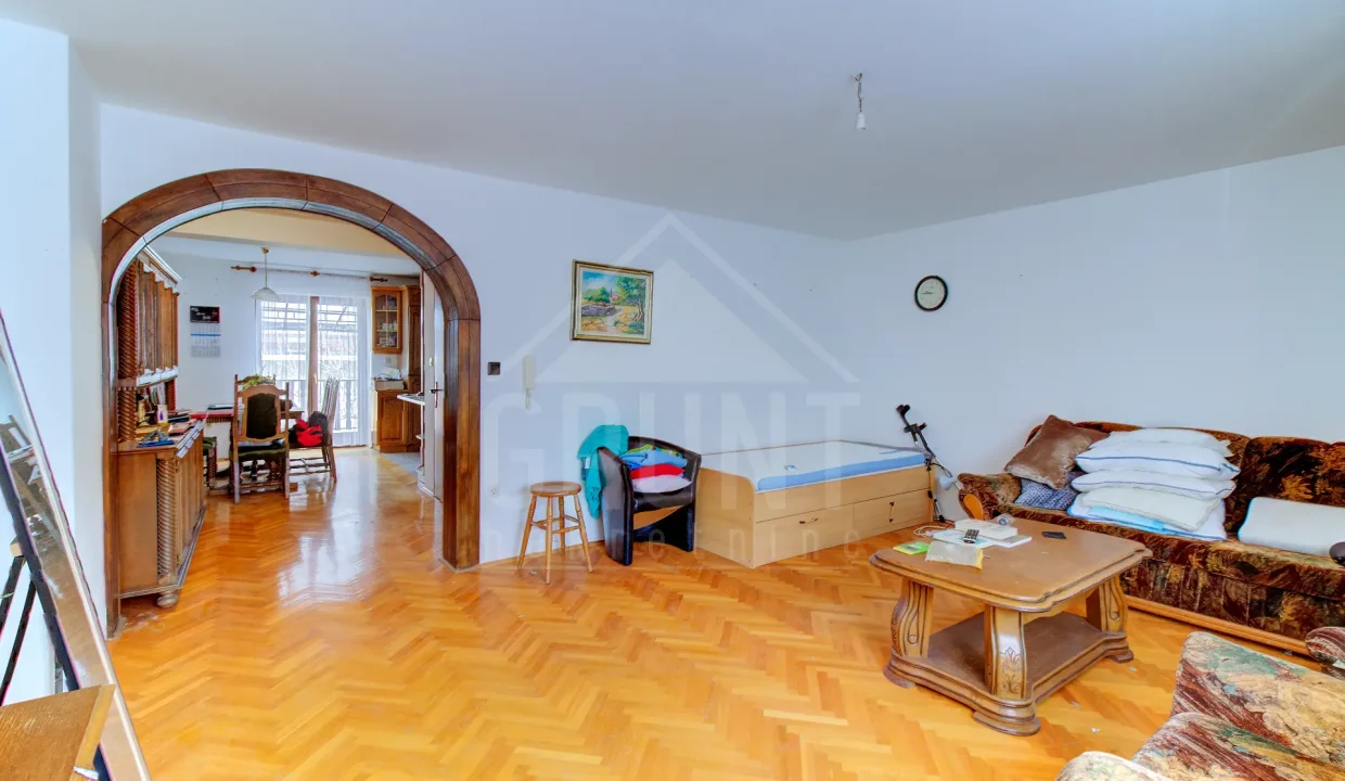 batch_IMG_5525_6_7_8_9