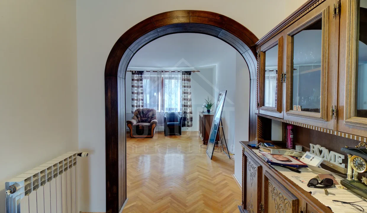 batch_IMG_5535_6_7_8_9