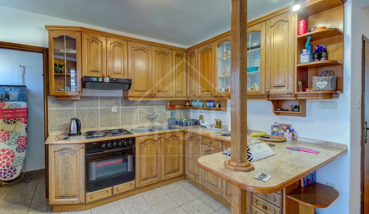 batch_IMG_5555_6_7_8_9