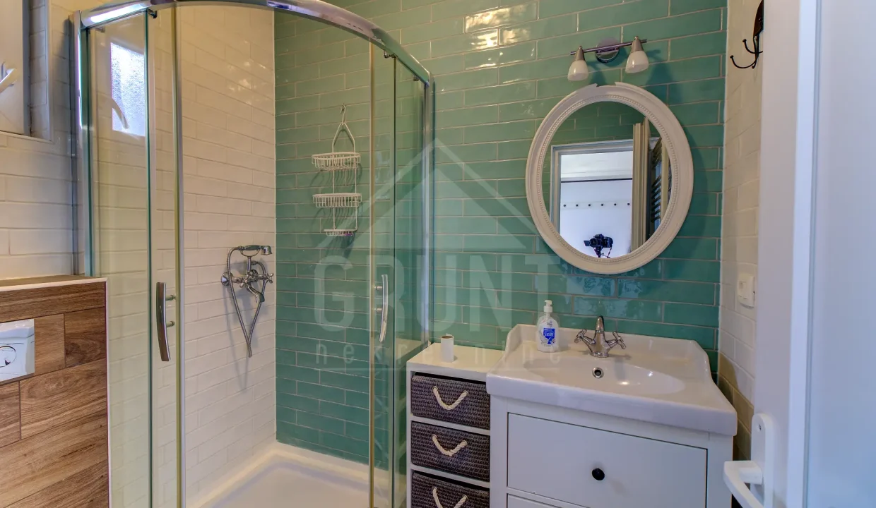 batch_IMG_5675_6_7_8_9